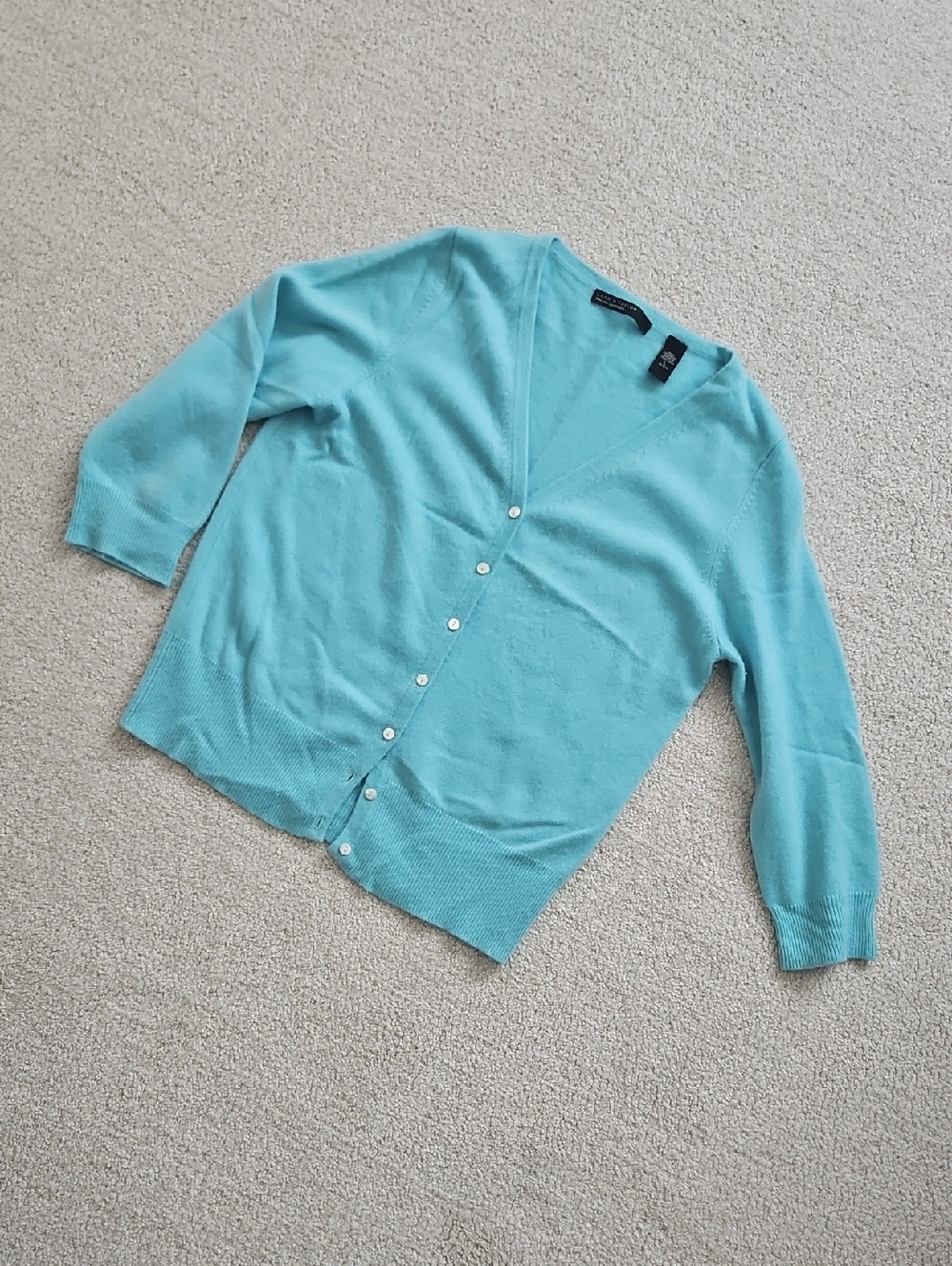 Lord & Taylor cashmere cardigan, Med - Picture 4 of 8